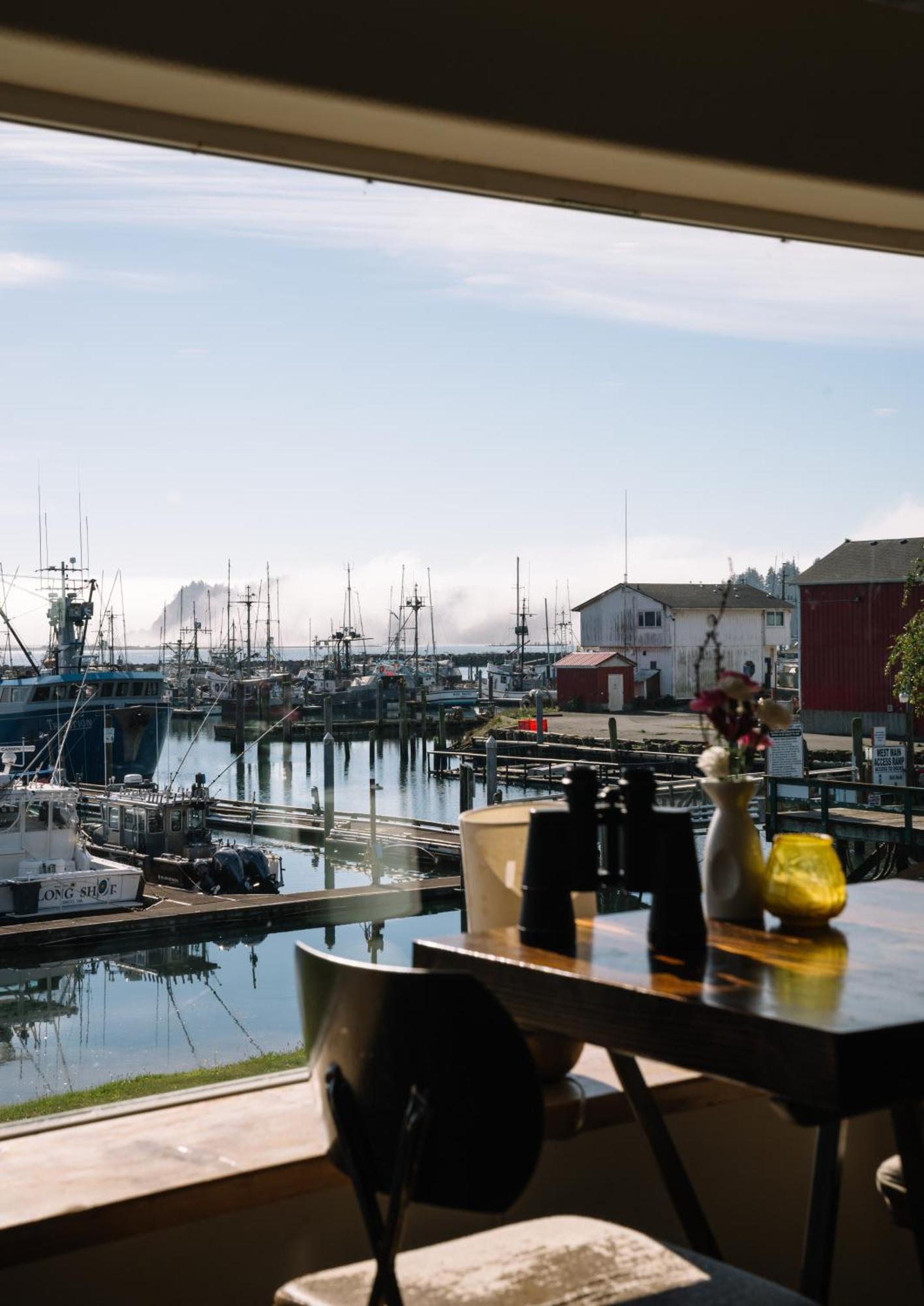 Salt Hotel & Pub Ilwaco Exterior photo